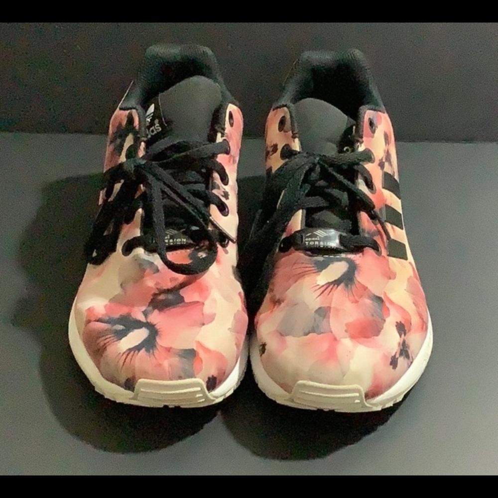 Adidas torsion shoes